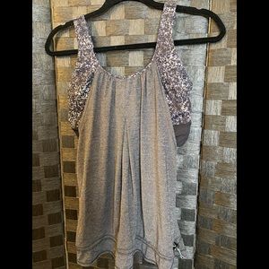 Lululemon tank